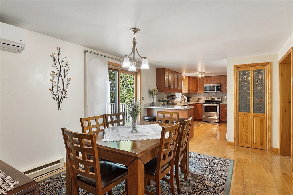8 Pershing Street Worcester, MA 01606 - Photo 9 of 25