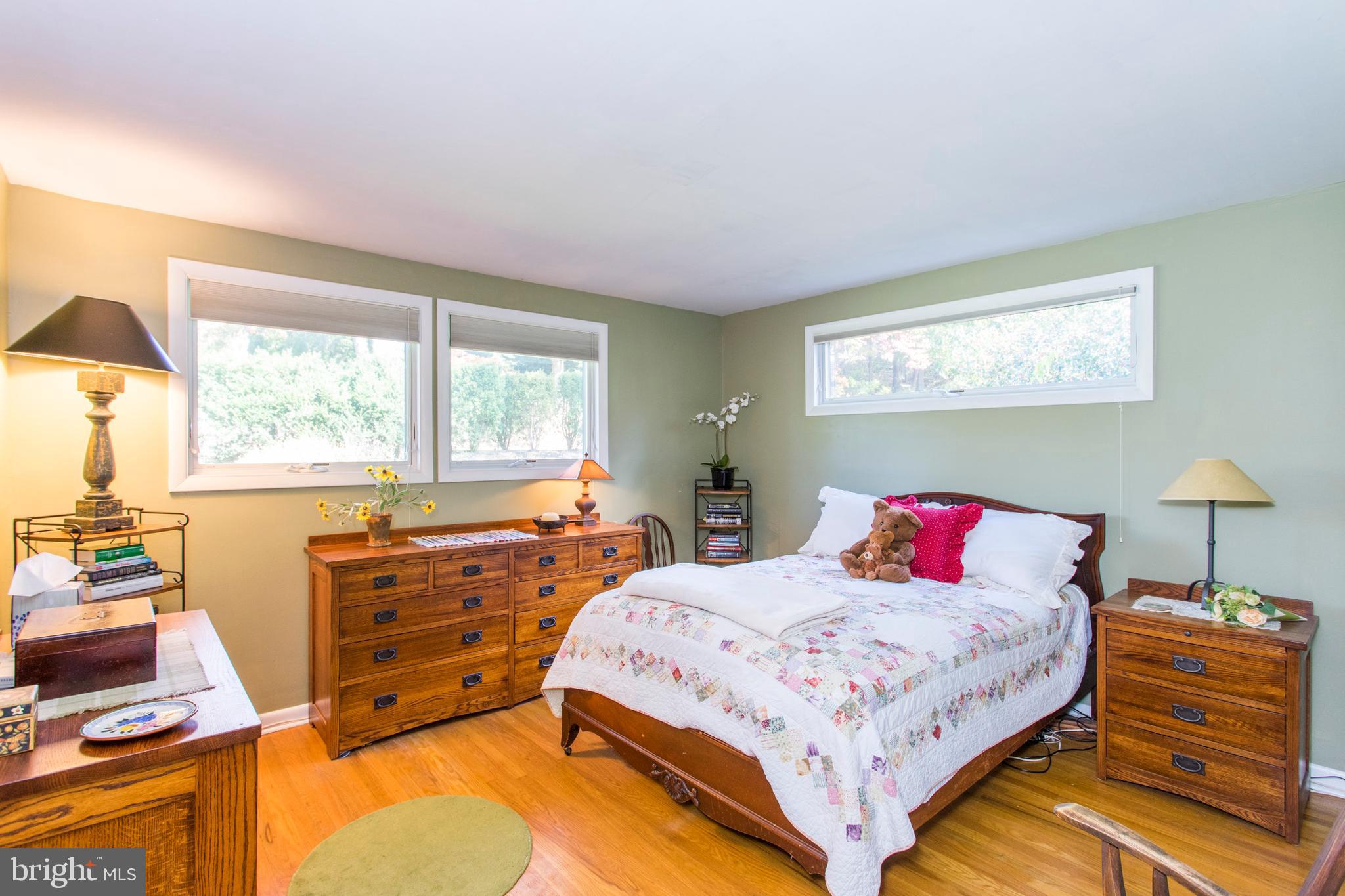 651 Church Road Flourtown, PA 19031 - Photo 16 of 29 Bedroom 2 with lots of natural light.
