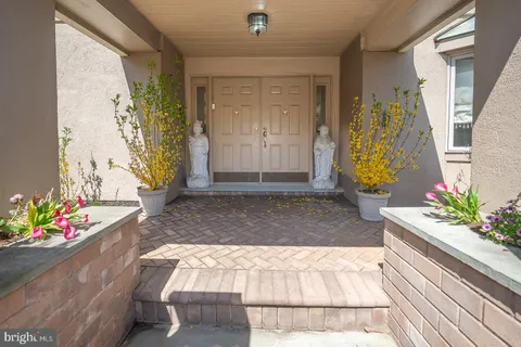 $849,000 | 1044 Lindy Lane, Unit 1044, Bala Cynwyd, PA 19004