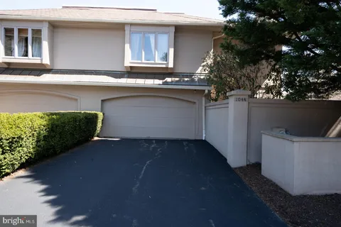$849,000 | 1044 Lindy Lane, Unit 1044, Bala Cynwyd, PA 19004