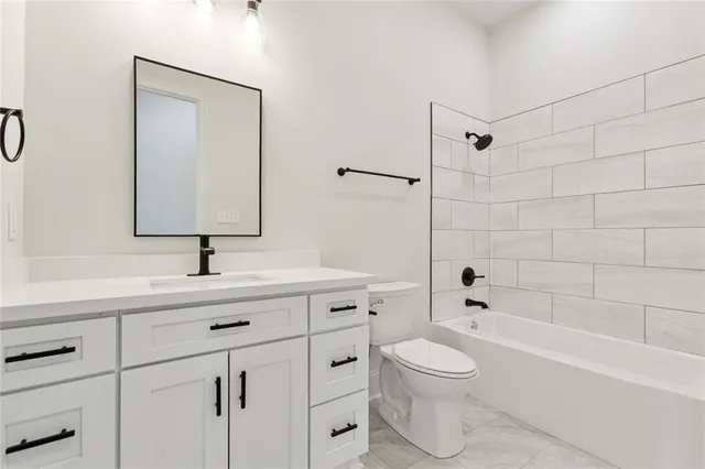 $380,000 | 3701 West Loyola Drive, Kenner, LA 70065