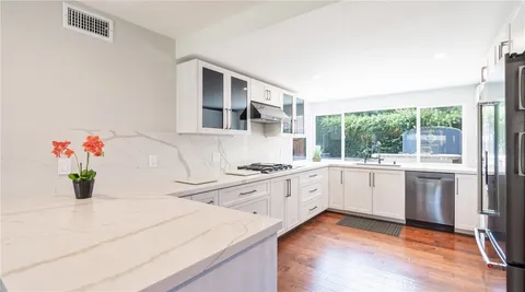 $1,600,000 | 1589 Brentford Avenue, Westlake Village, CA 91361