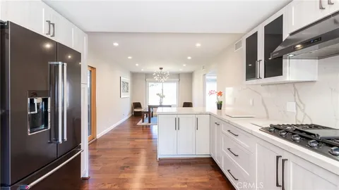 $1,600,000 | 1589 Brentford Avenue, Westlake Village, CA 91361