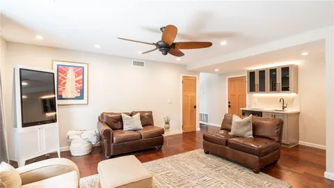 $1,600,000 | 1589 Brentford Avenue, Westlake Village, CA 91361