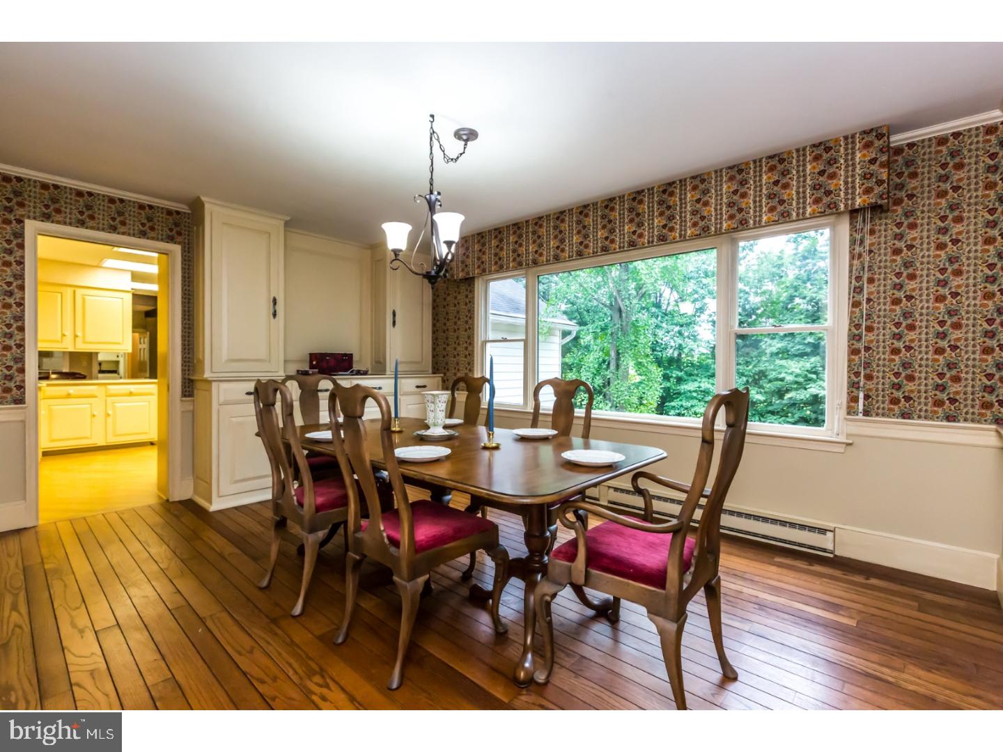 823 Brookside Road Pottstown, PA 19464 - Photo 12 of 23 Dining Room