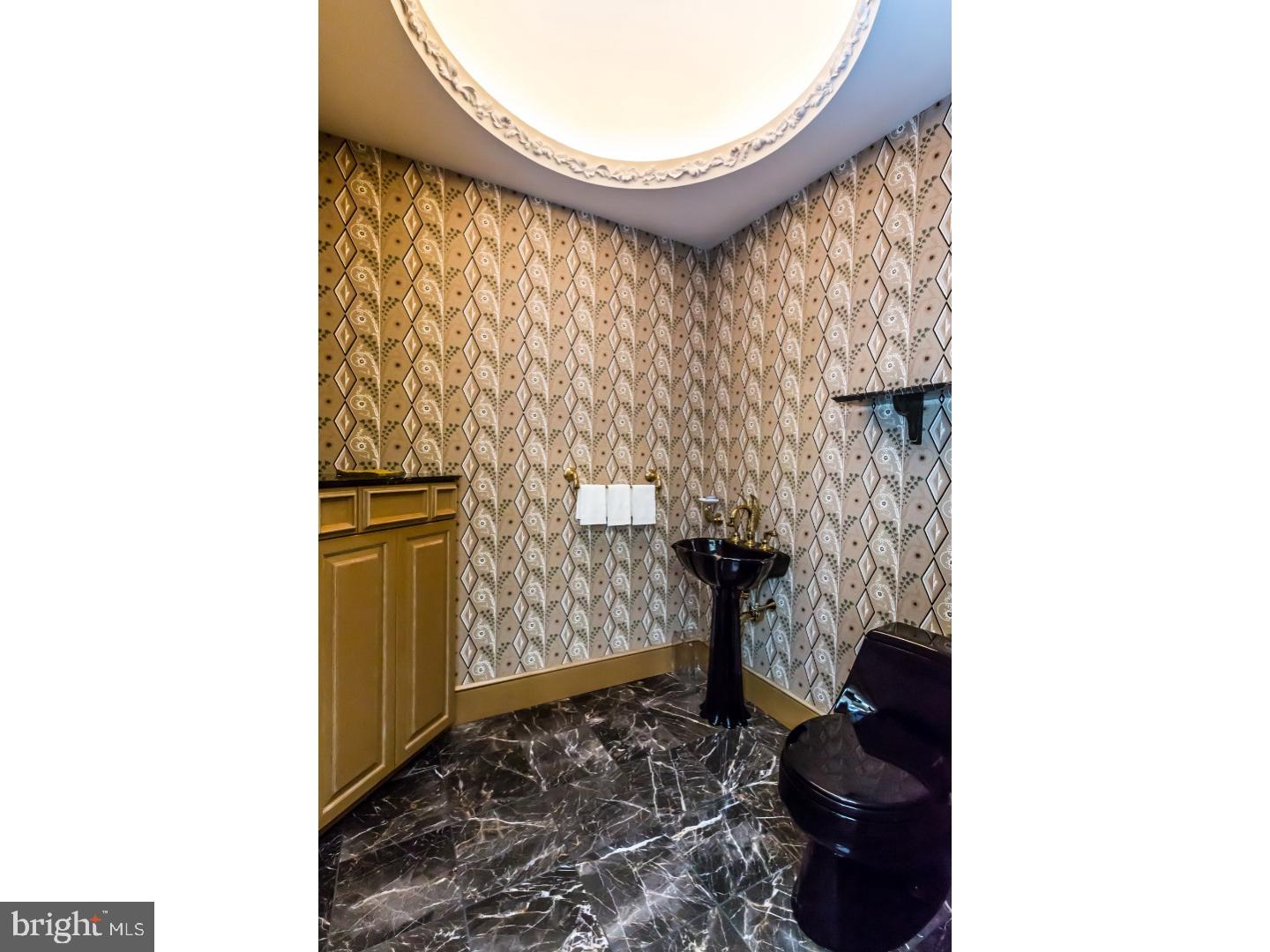 823 Brookside Road Pottstown, PA 19464 - Photo 13 of 23 Bathroom