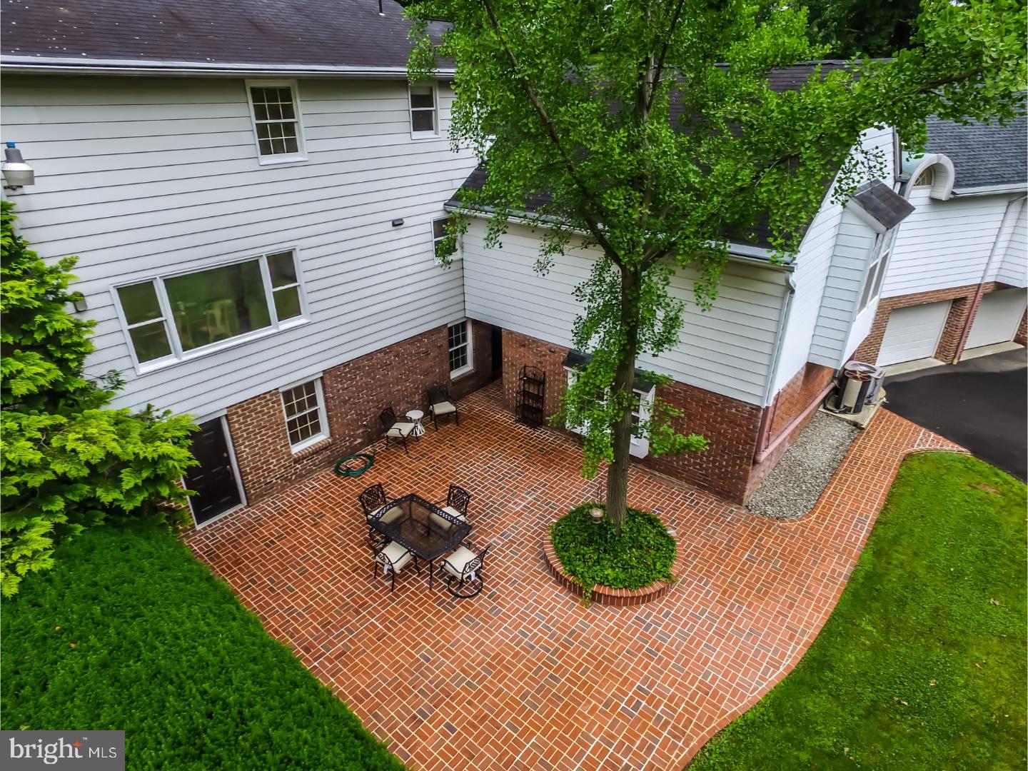 823 Brookside Road Pottstown, PA 19464 - Photo 3 of 23 Gallery Image 3