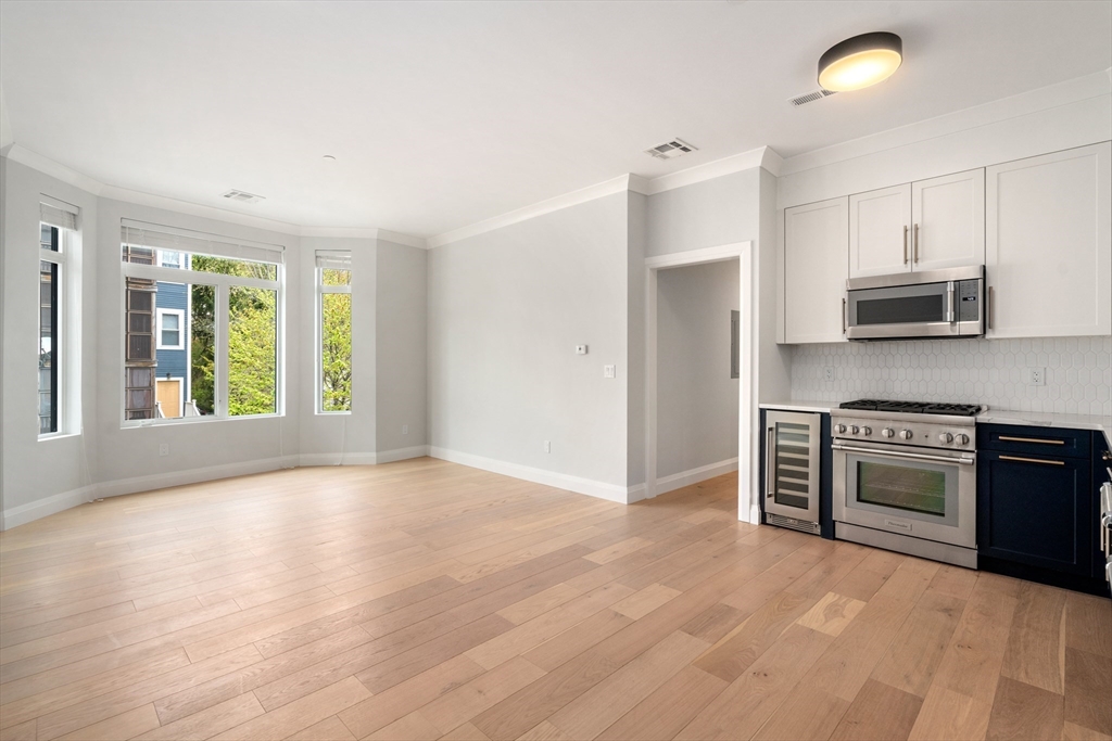 142 Pleasant Street, Unit 1 Boston, MA 02125 - Photo 3 of 6