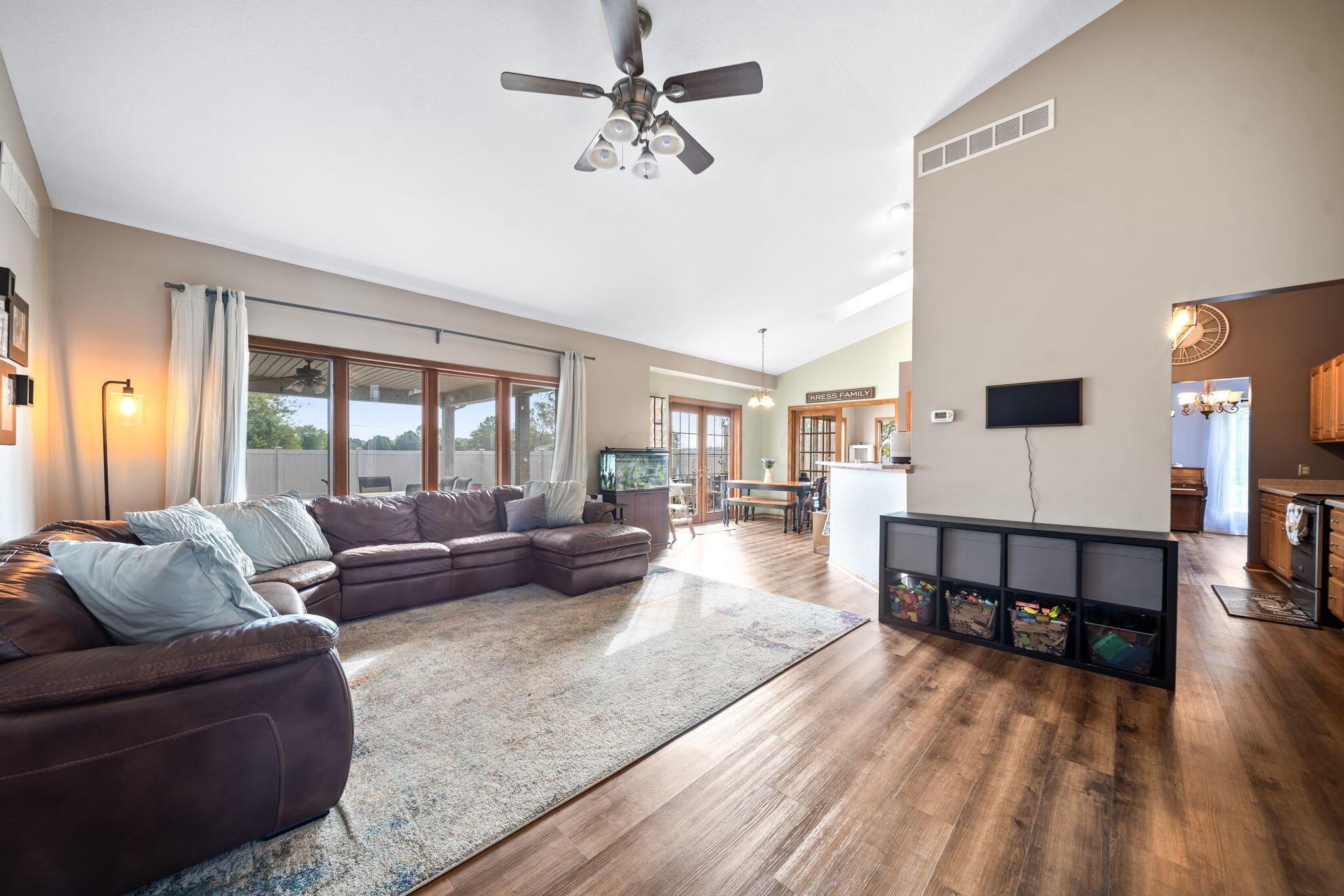 109 Duck Pond Road Upper Sandusky, OH 43351 - Photo 20 of 77 Great Room