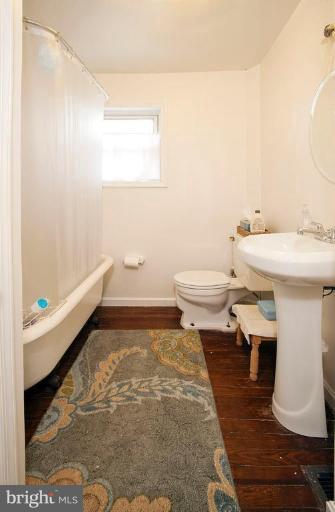 28 Township Road Dundalk, MD 21222 - Photo 13 of 17 Bath #1