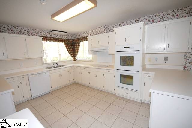 23366 White Harbour Road Seneca, SC 29672 - Photo 7 of 23 Gallery Image 7