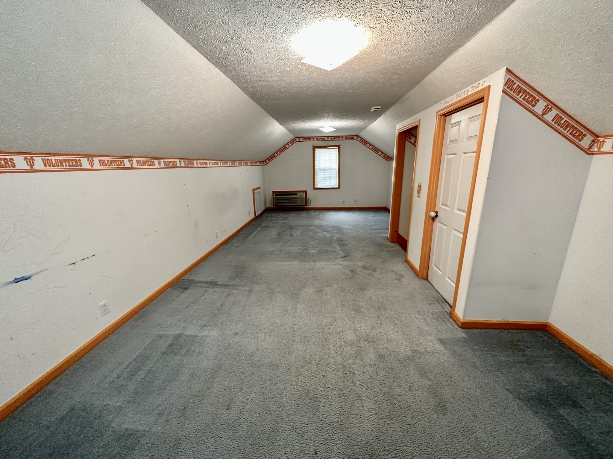 654 Denning Ford Road Portland, TN 37148 - Photo 24 of 39 a view of a hallway