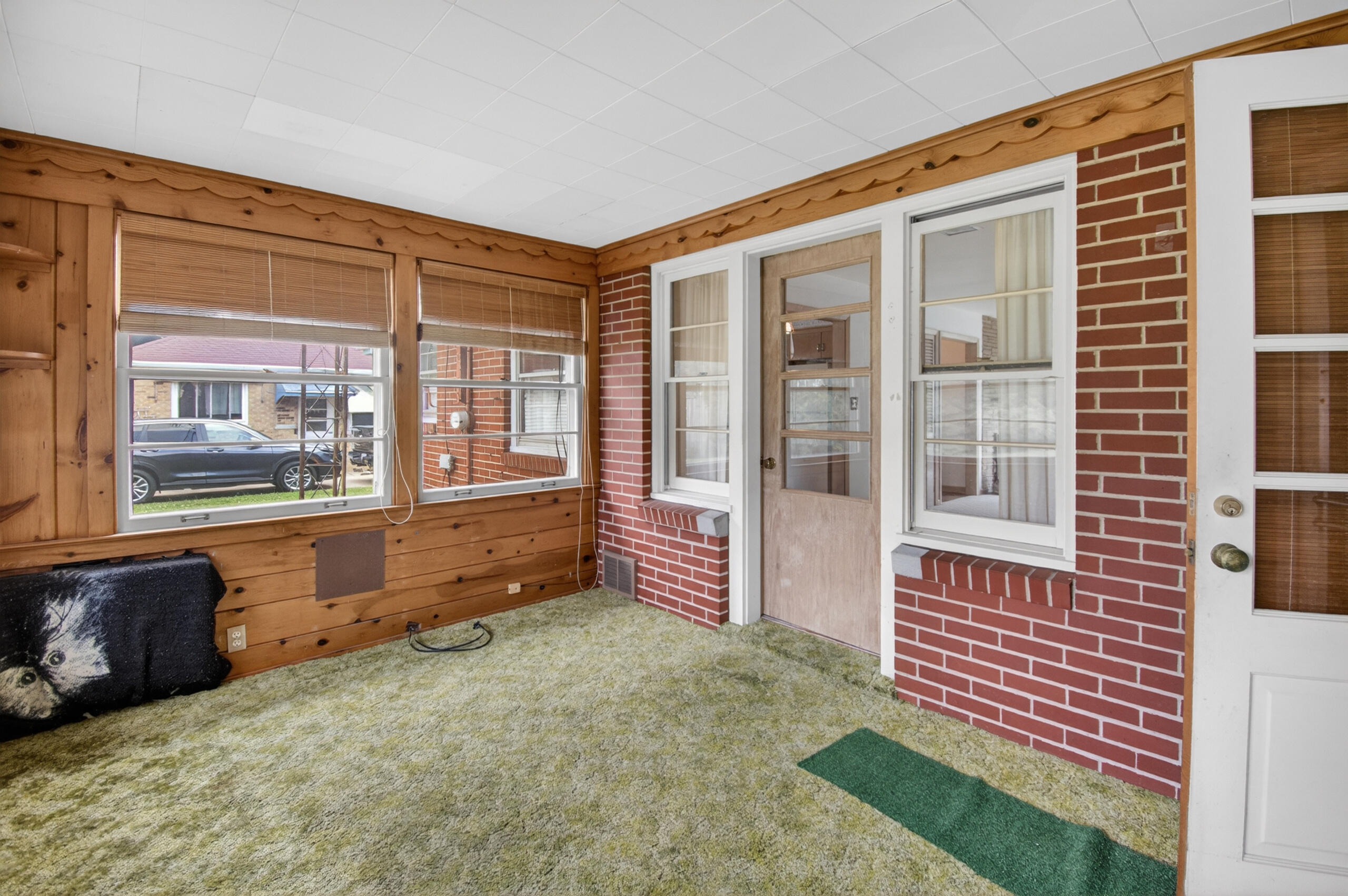 1112 Kentucky Street Racine, WI 53405 - Photo 18 of 29 015_DSC_4132