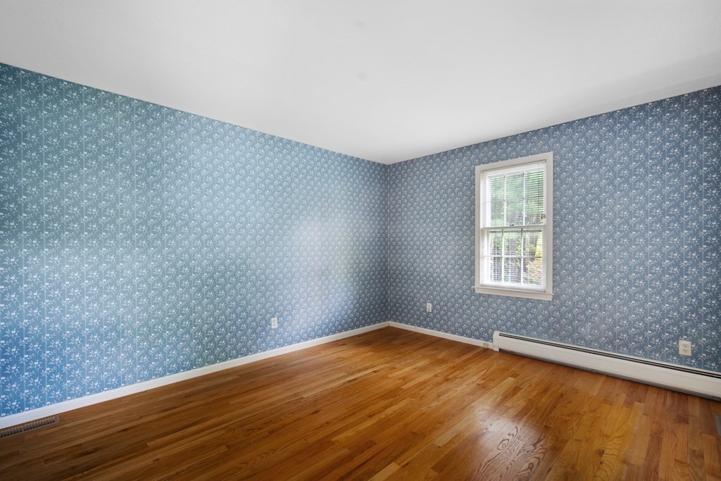 43 Hilltop Road Longmeadow, MA 01106 - Photo 14 of 42 Gallery Image 14
