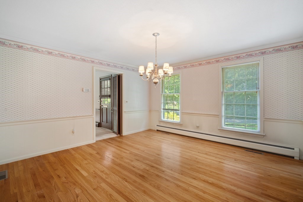43 Hilltop Road Longmeadow, MA 01106 - Photo 16 of 42 Gallery Image 16