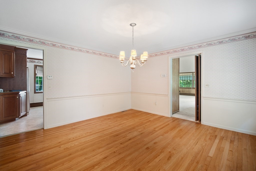 43 Hilltop Road Longmeadow, MA 01106 - Photo 17 of 42 Gallery Image 17