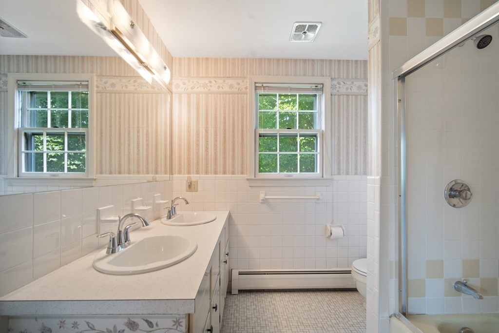 43 Hilltop Road Longmeadow, MA 01106 - Photo 31 of 42 Gallery Image 31