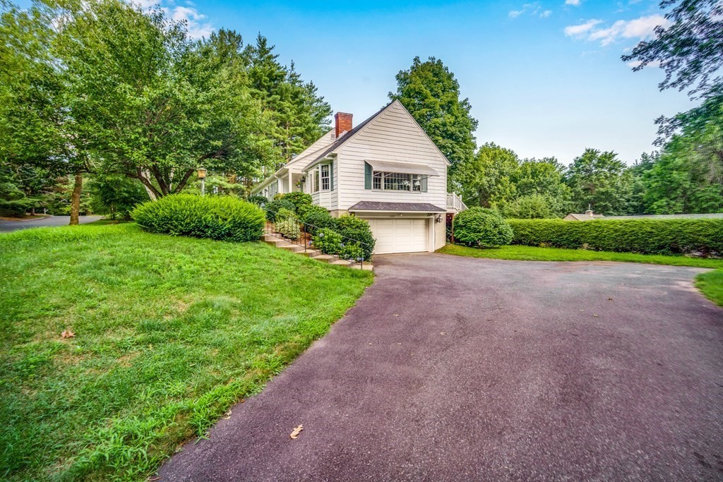 43 Hilltop Road Longmeadow, MA 01106 - Photo 6 of 42 Gallery Image 6