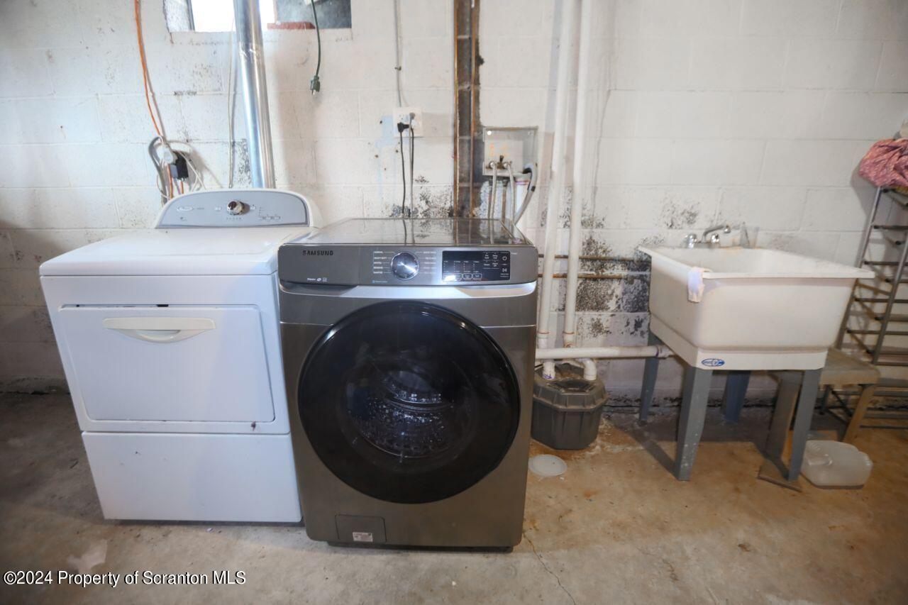740 Weavertown Road Shavertown, PA 18708 - Photo 79 of 82 a utility room with dryer and washer