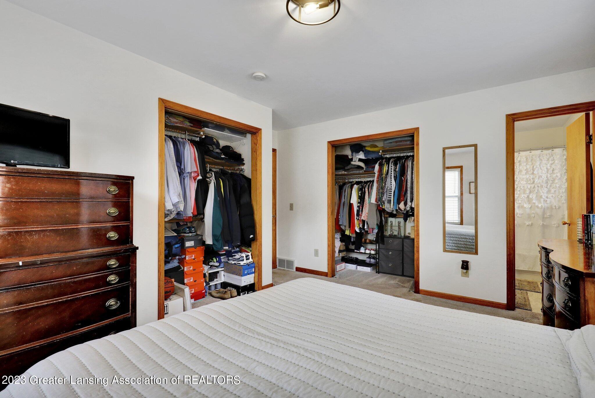 5975 Horstmeyer Road Lansing, MI 48911 - Photo 14 of 43 Primary bedroom