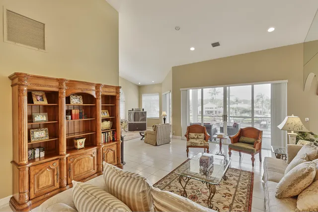 $12,000 | 392 Spyglass Way, Jupiter, FL 33477