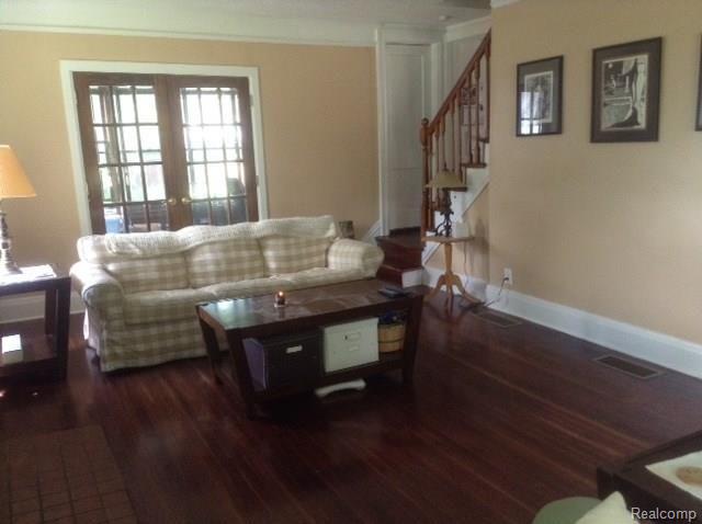 16207 Westmoreland Road Detroit, MI 48219 - Photo 8 of 13 lr2 west.JPG