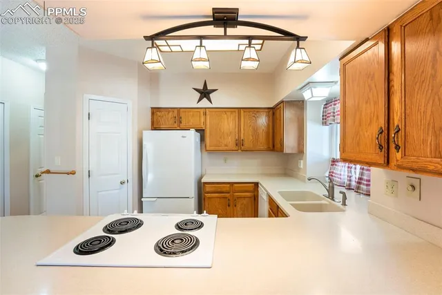 $274,900 | 4713 Daybreak Circle, Colorado Springs, CO 80917