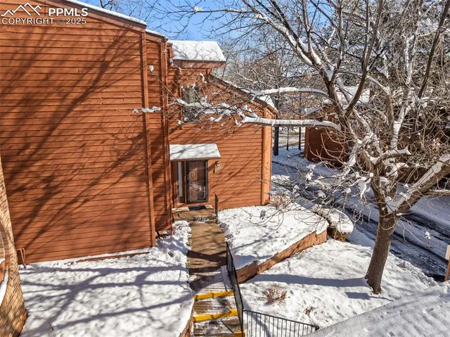 $274,900 | 4713 Daybreak Circle, Colorado Springs, CO 80917