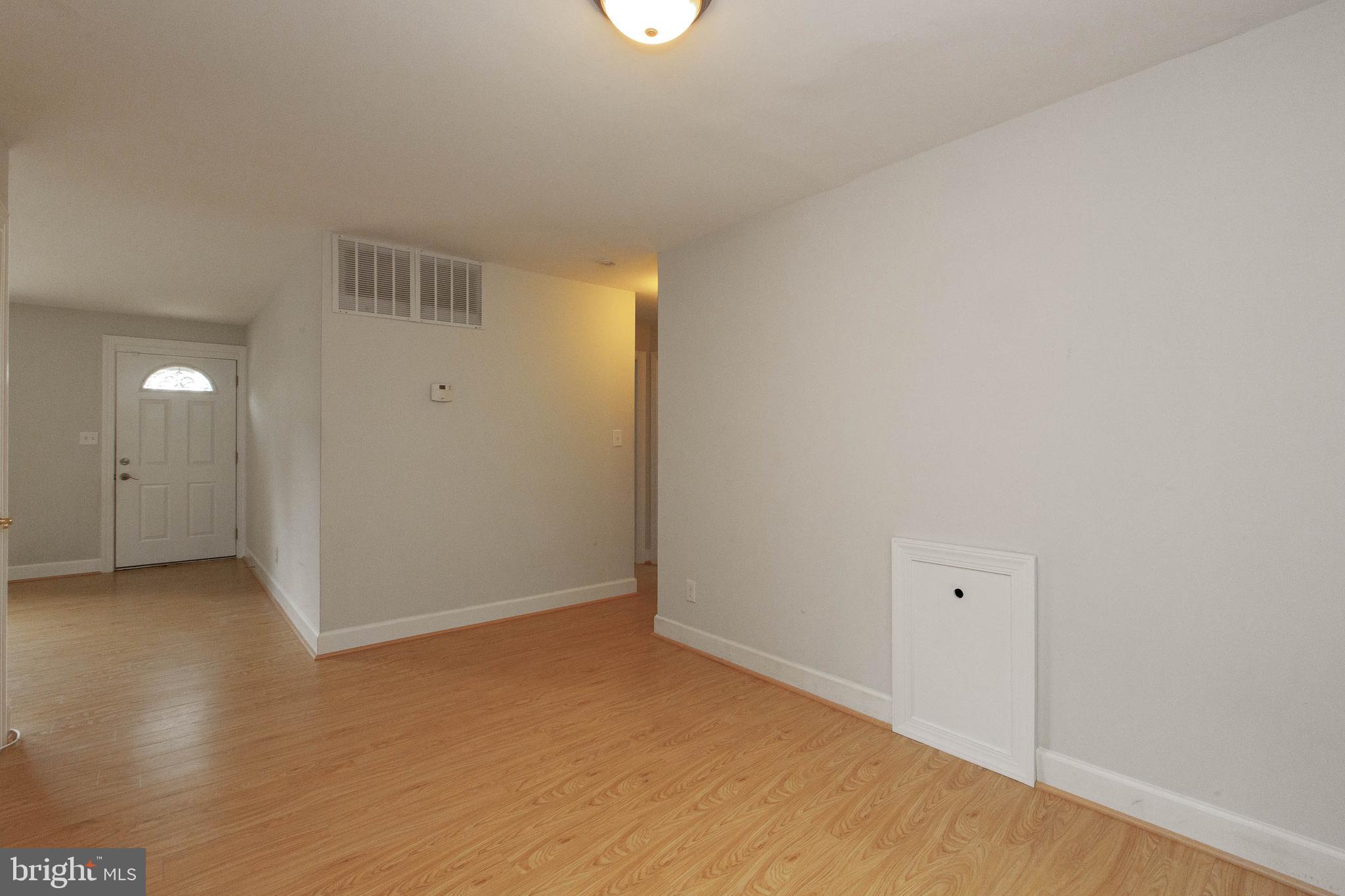 237 Walgrove Road Reisterstown, MD 21136 - Photo 8 of 38 Dining Room