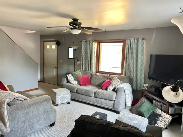 $549,000 | 2083 North Avenue, Burlington, VT 05408