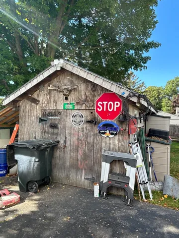 $549,000 | 2083 North Avenue, Burlington, VT 05408