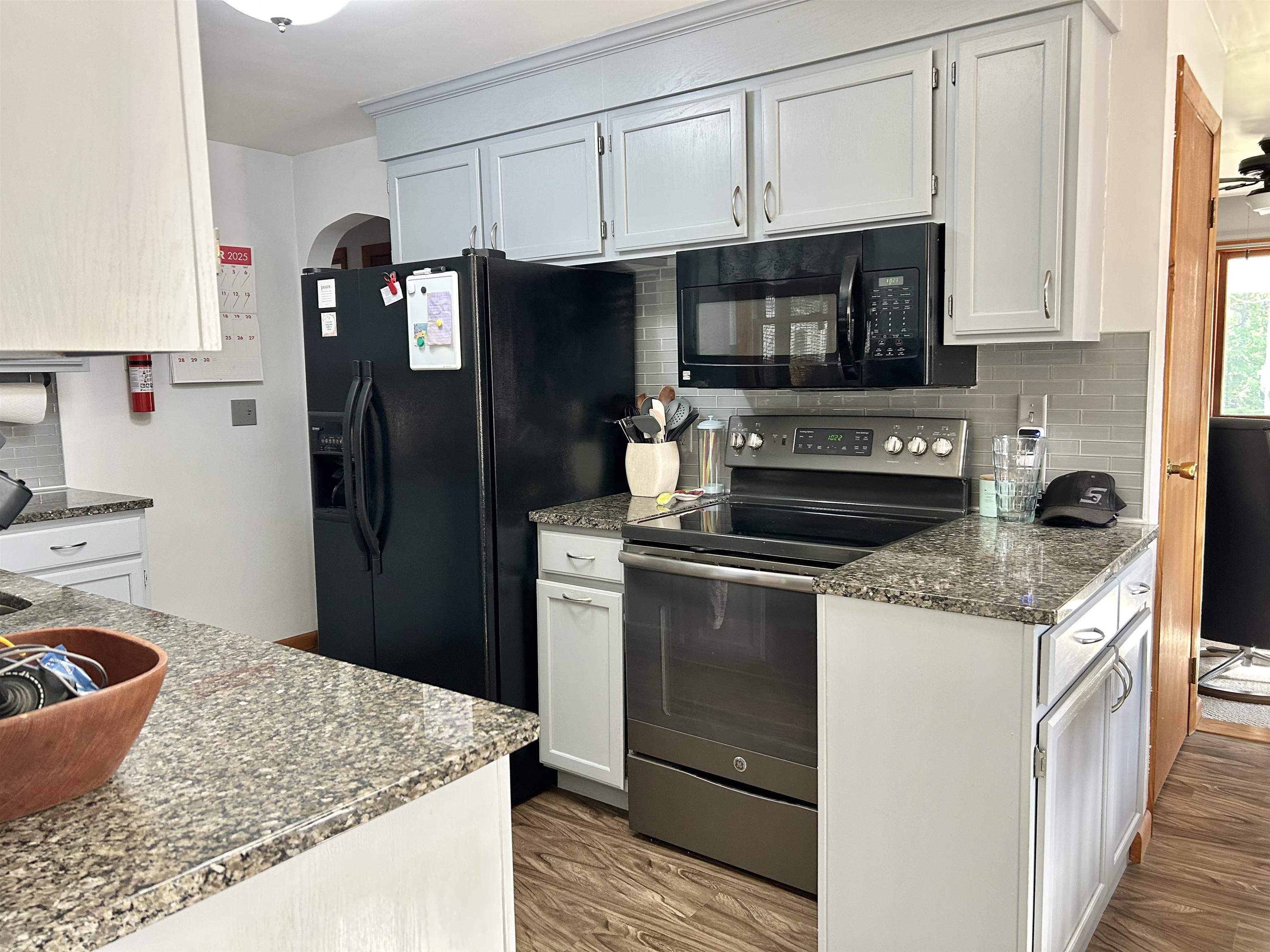 2083 North Avenue Burlington, VT 05408 - Photo 5 of 29