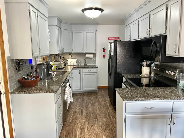 $549,000 | 2083 North Avenue, Burlington, VT 05408