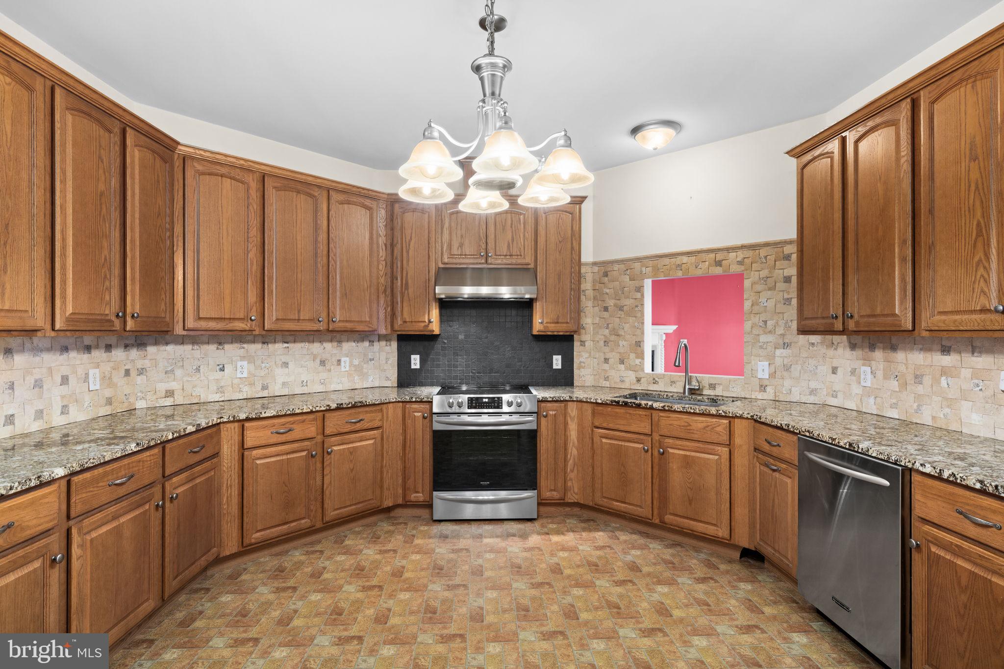 2481 Yanceyville Road Louisa, VA 23093 - Photo 16 of 66