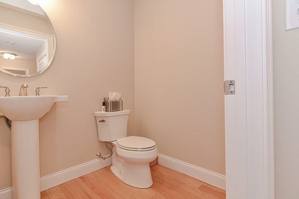 77 Ariel Circle, Unit 77 Sutton, MA 01590 - Photo 16 of 27