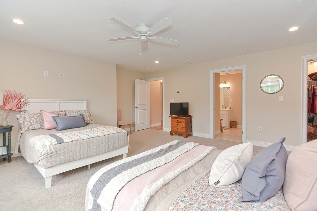 77 Ariel Circle, Unit 77 Sutton, MA 01590 - Photo 17 of 27