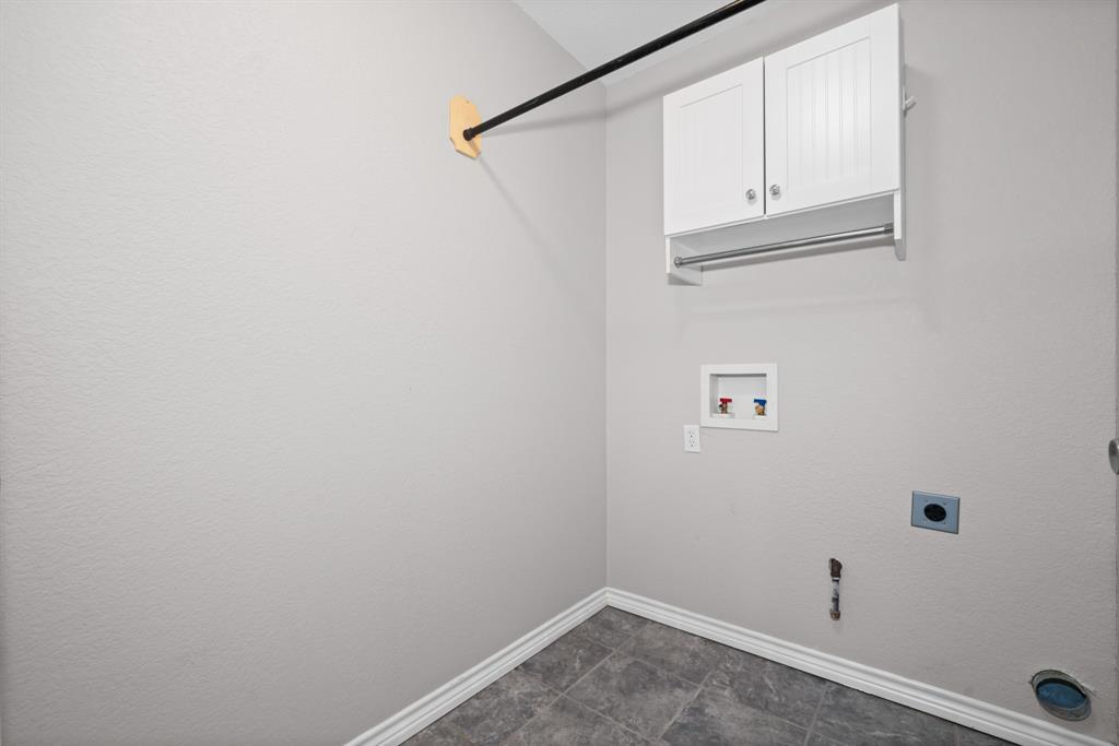 891 HCR 2124 Loop Whitney, TX 76692 - Photo 25 of 40 a view of a small space