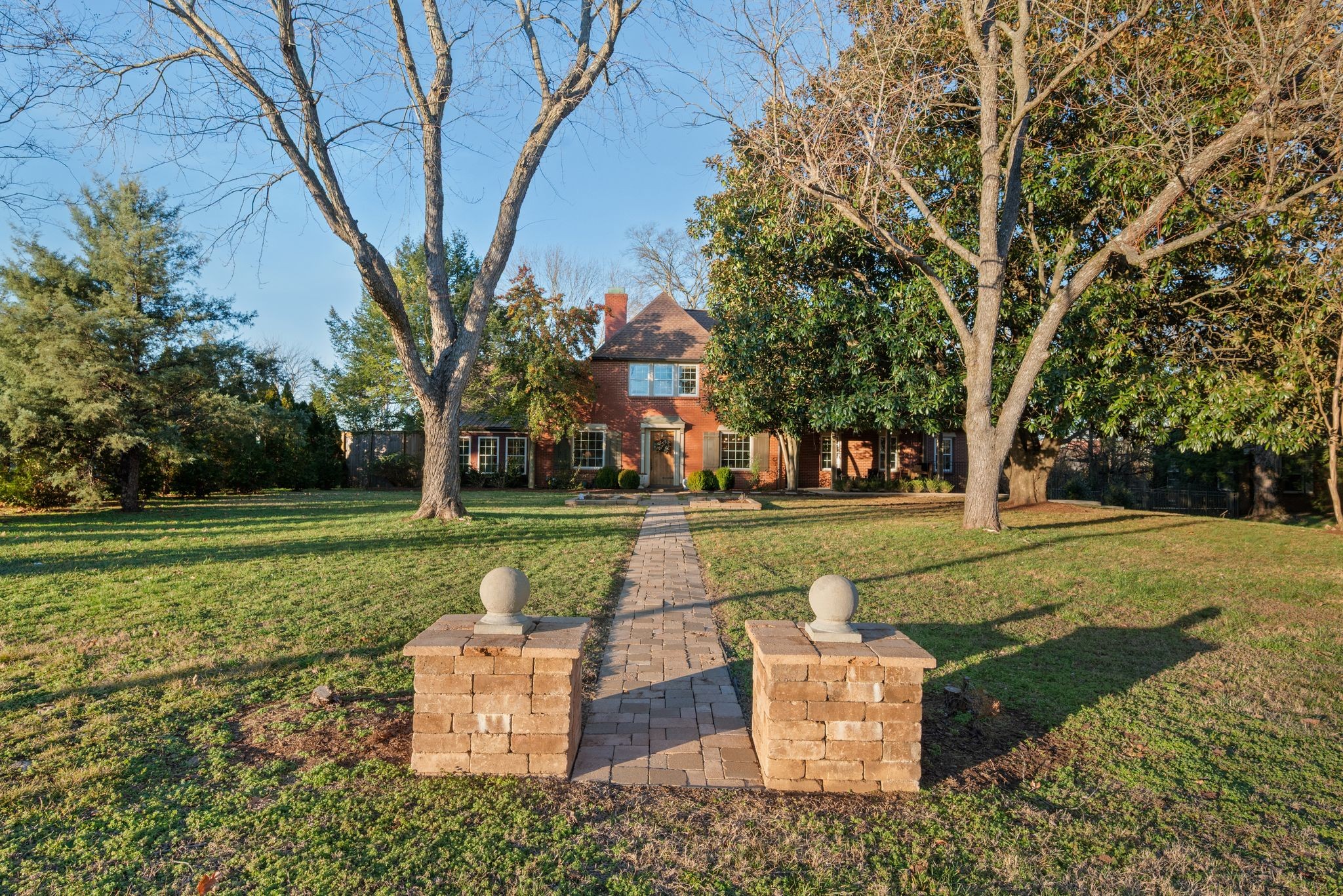 1105 Winding Way Road Nashville, TN 37216 - Photo 2 of 65