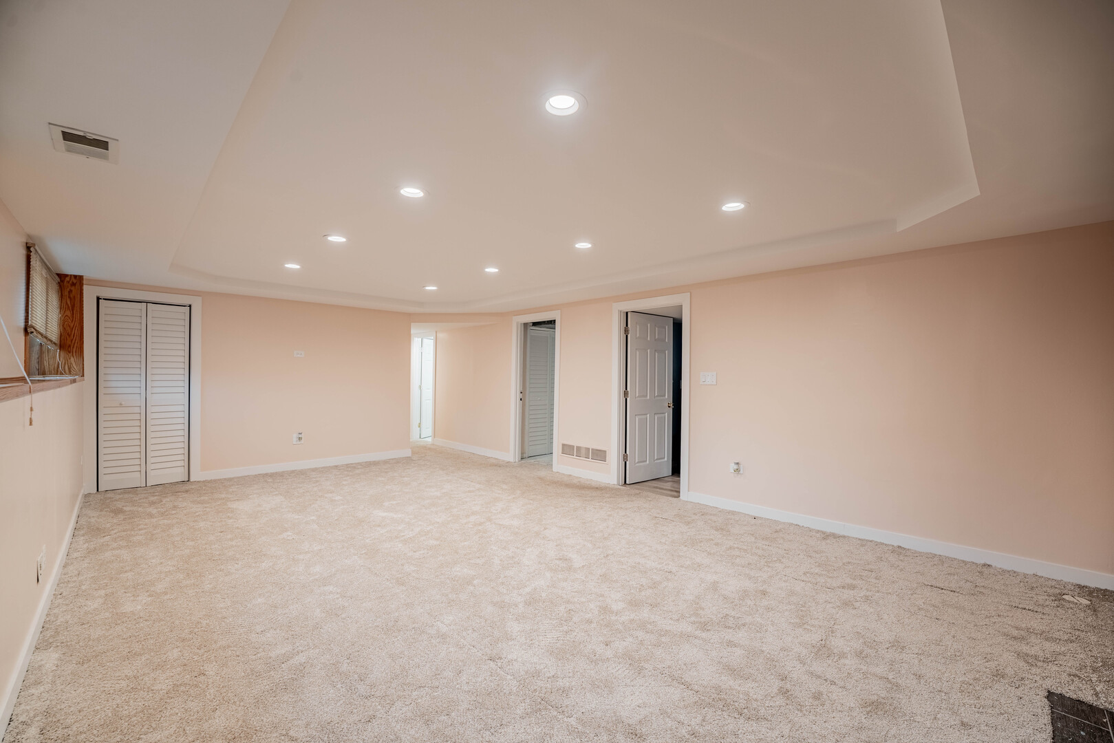 309 Falconridge Way Bolingbrook, IL 60440 - Photo 23 of 34 a view of an empty room