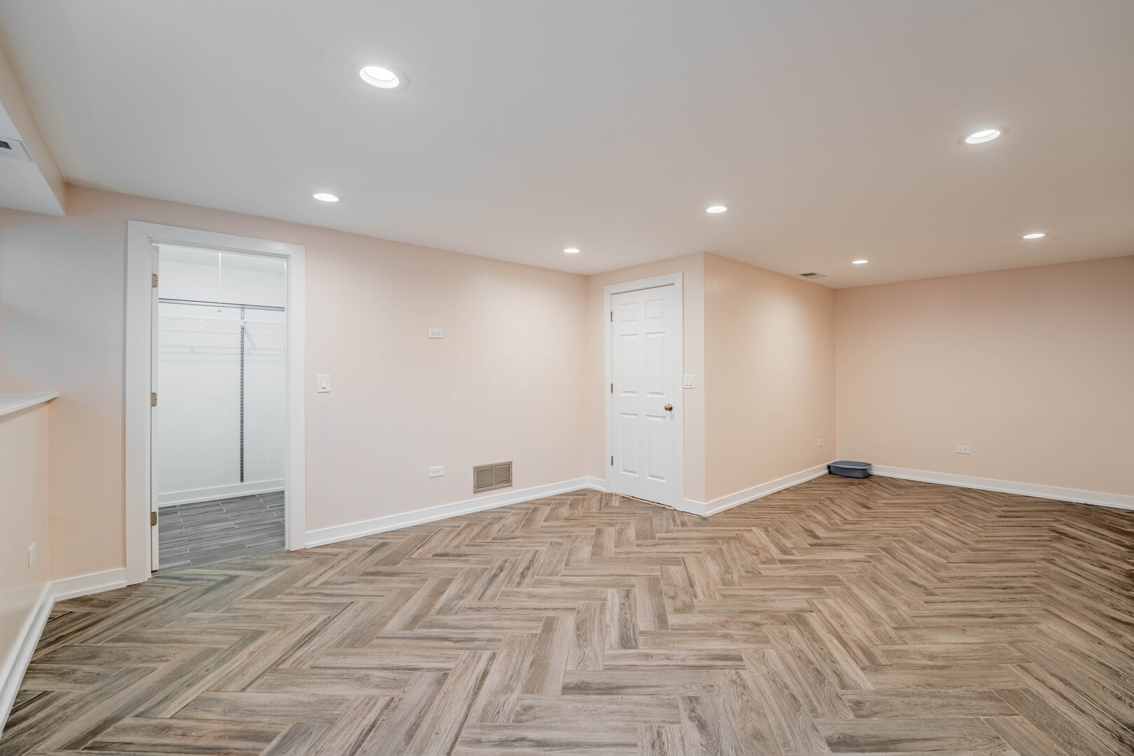 309 Falconridge Way Bolingbrook, IL 60440 - Photo 27 of 34 a view of empty room