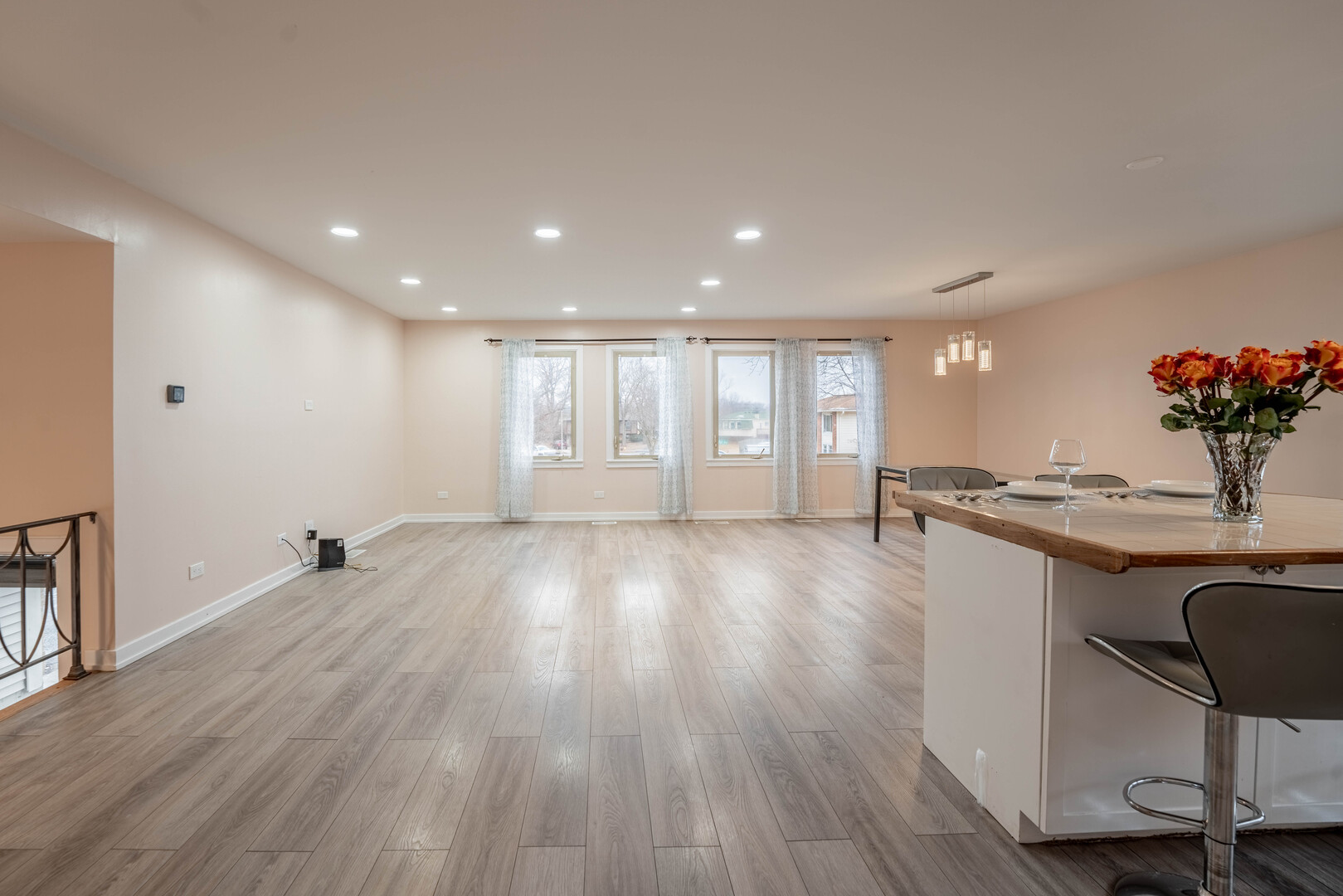 309 Falconridge Way Bolingbrook, IL 60440 - Photo 10 of 34 a view of an empty room and window