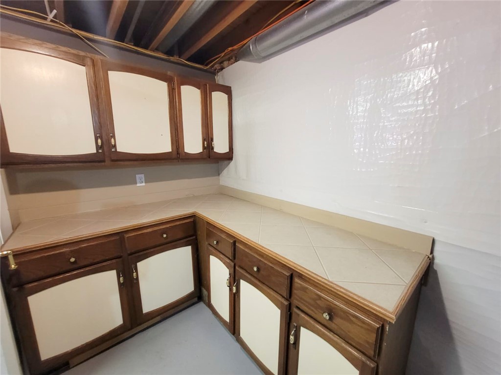 361 Upper Valley Road Gates, NY 14624 - Photo 37 of 47