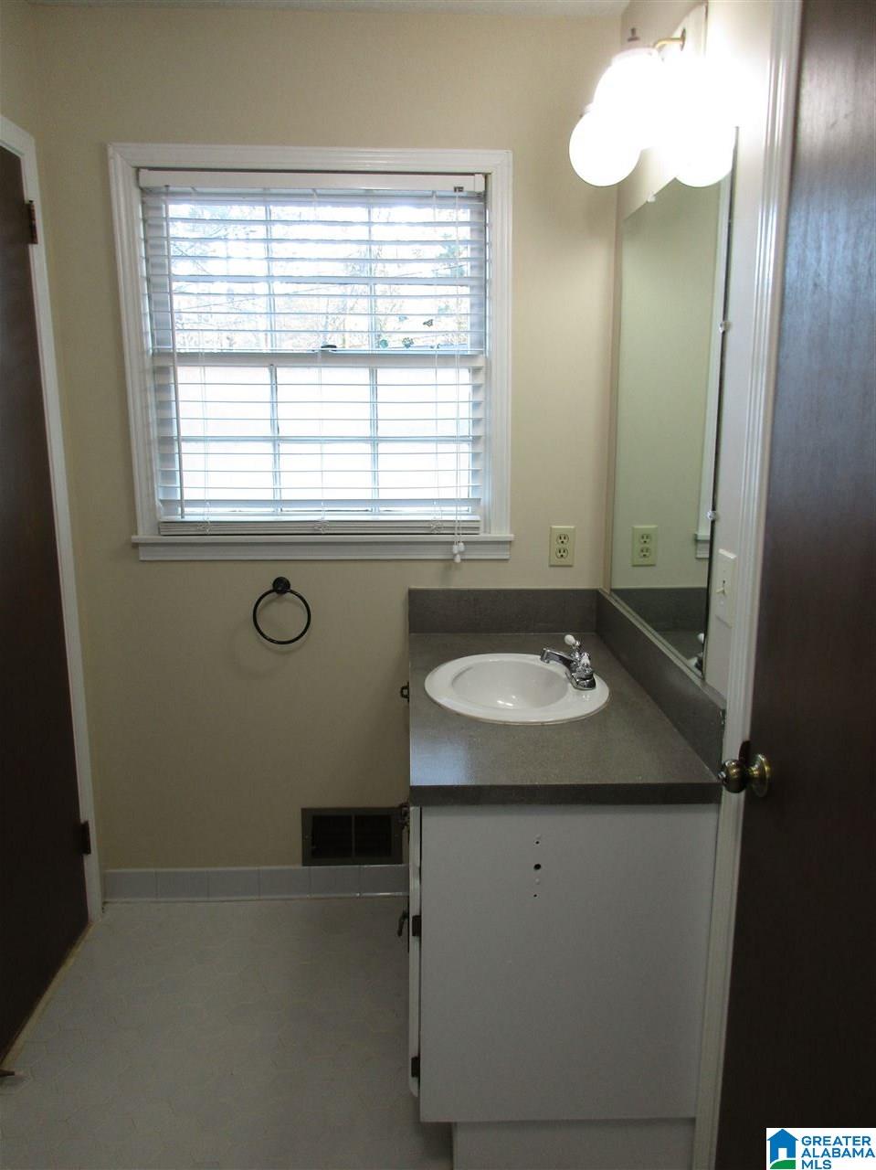 2450 Titonka Road Birmingham, AL 35244 - Photo 19 of 41
