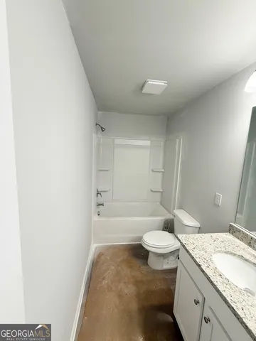 an empty room with an empty space