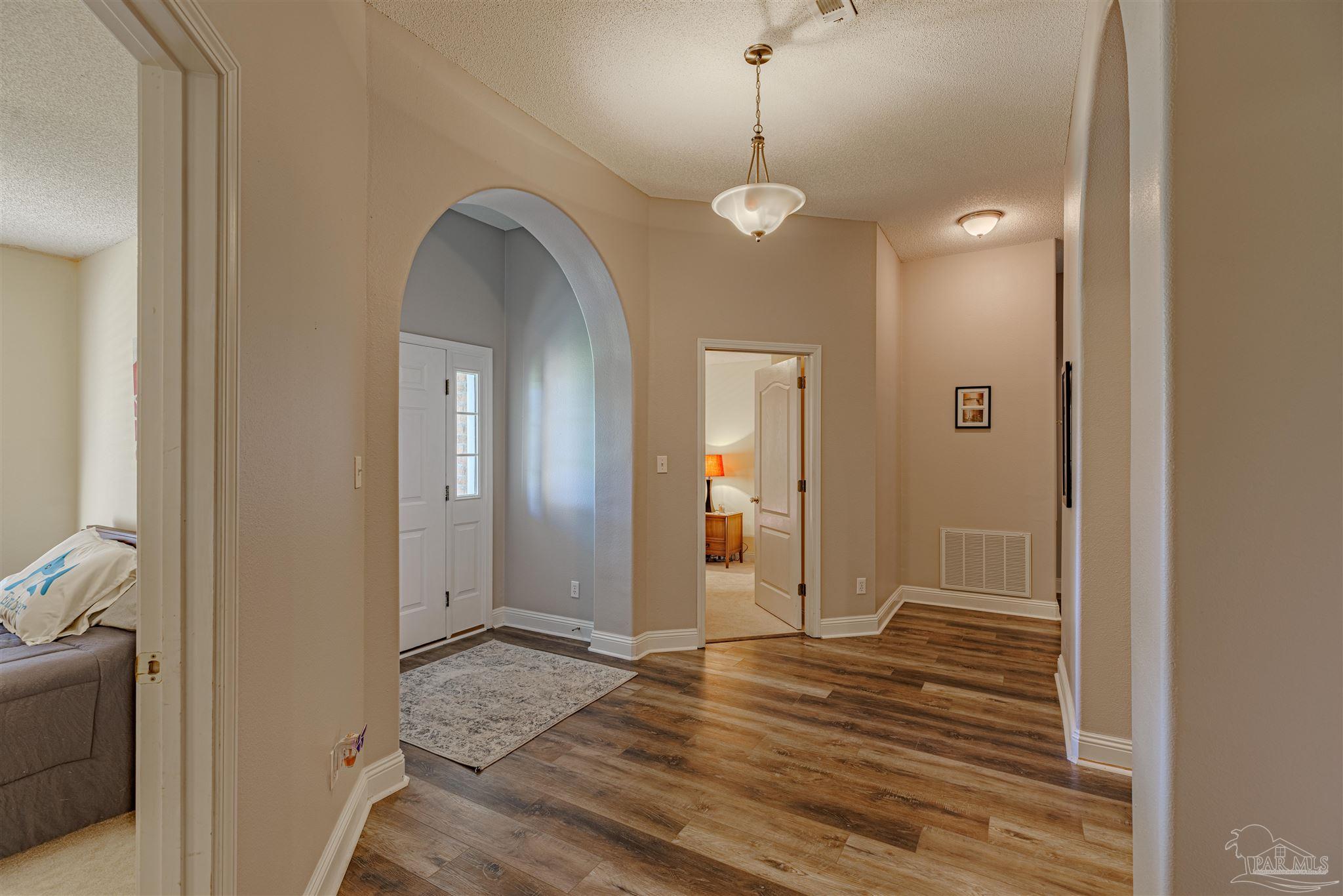 108 Gunwale Road Pensacola, FL 32507 - Photo 35 of 59 Gallery Image 35
