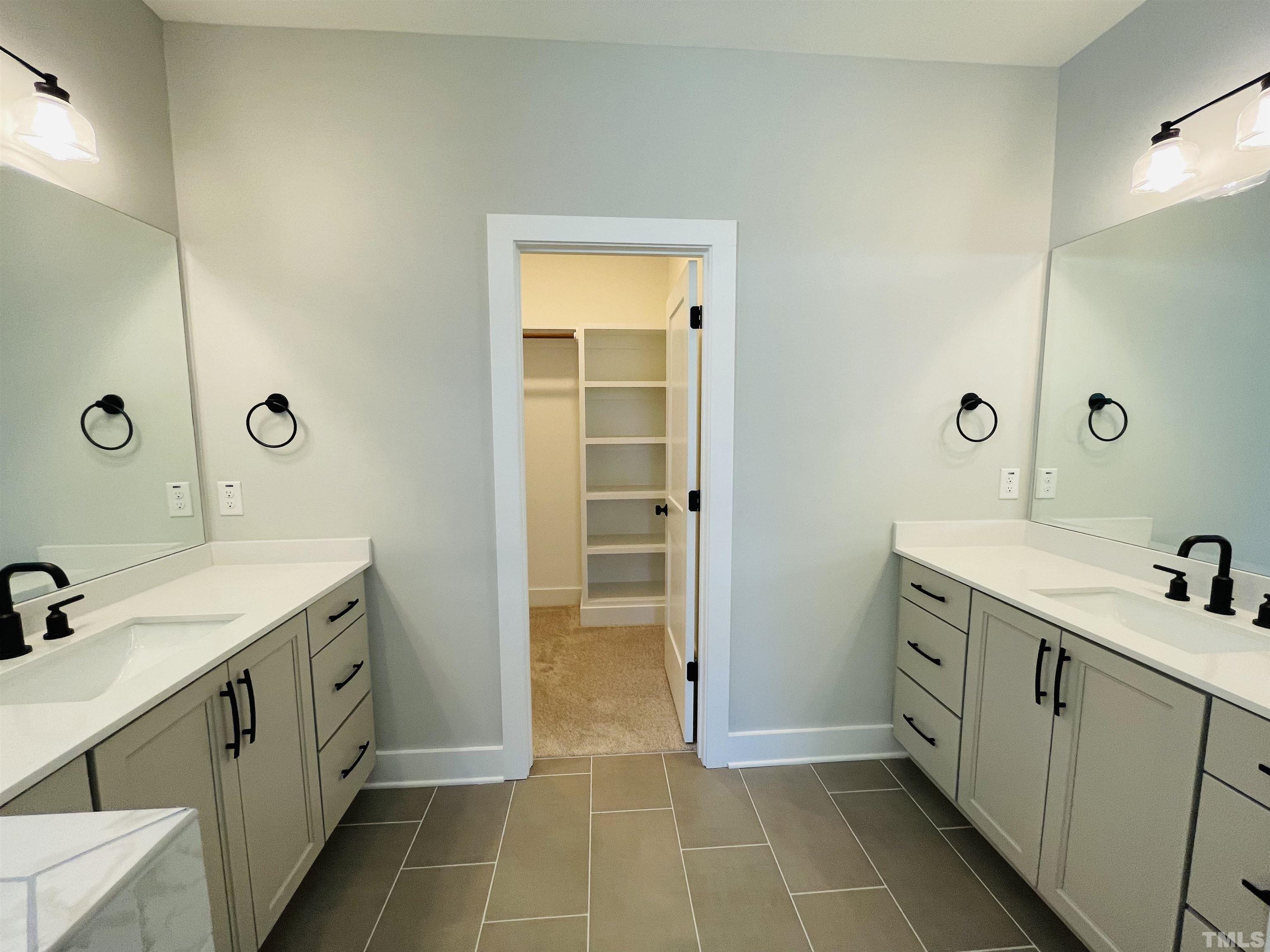 200 B E Moore Street Apex, NC 27502 - Photo 13 of 32