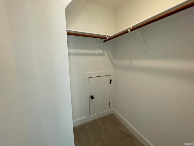 $2,800 | 200 B E Moore Street, Apex, NC 27502