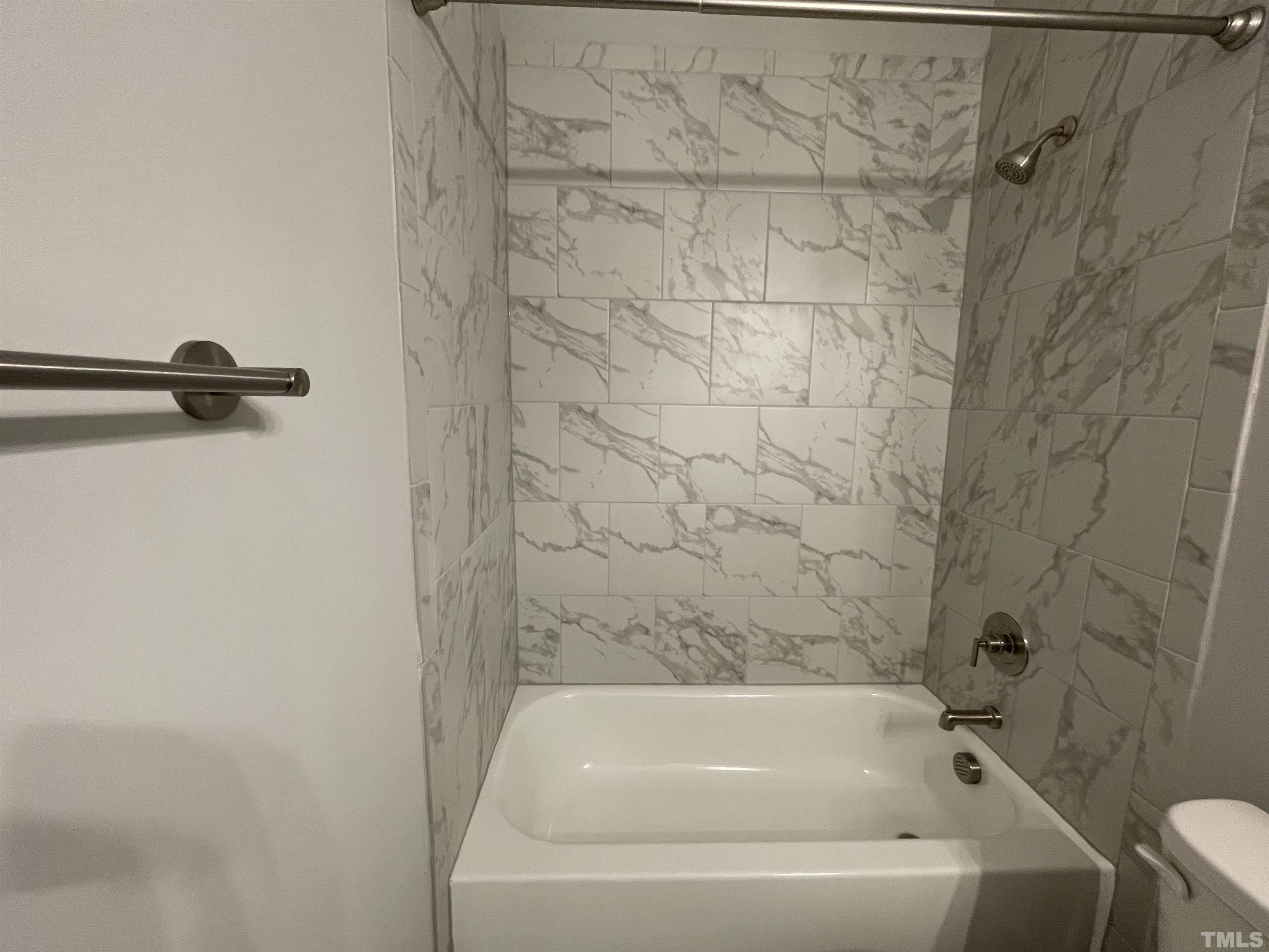 200 B E Moore Street Apex, NC 27502 - Photo 28 of 32