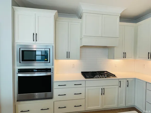 $2,800 | 200 B E Moore Street, Apex, NC 27502