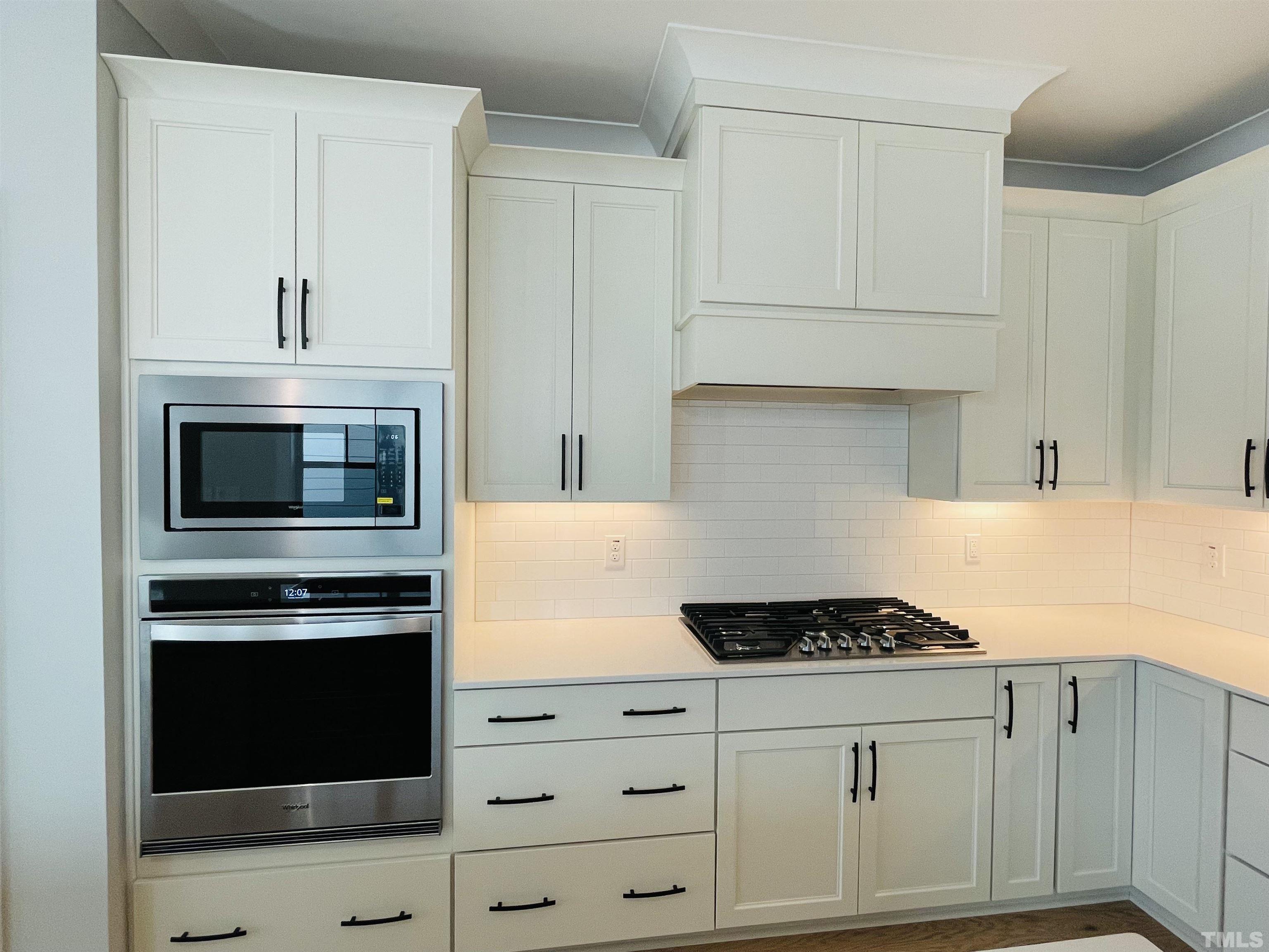 200 B E Moore Street Apex, NC 27502 - Photo 6 of 32